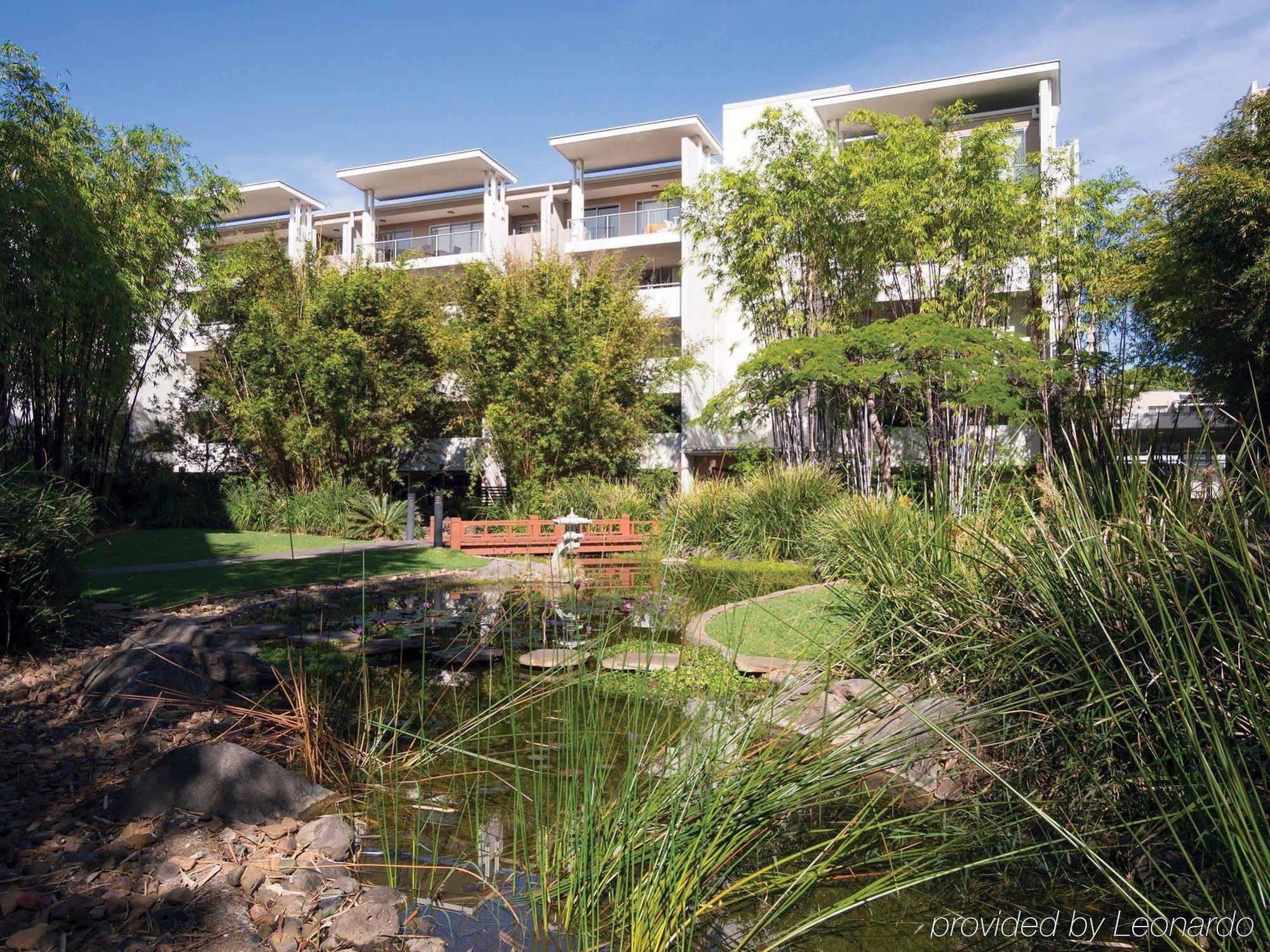 Oaks Brisbane Mews Suites Экстерьер фото