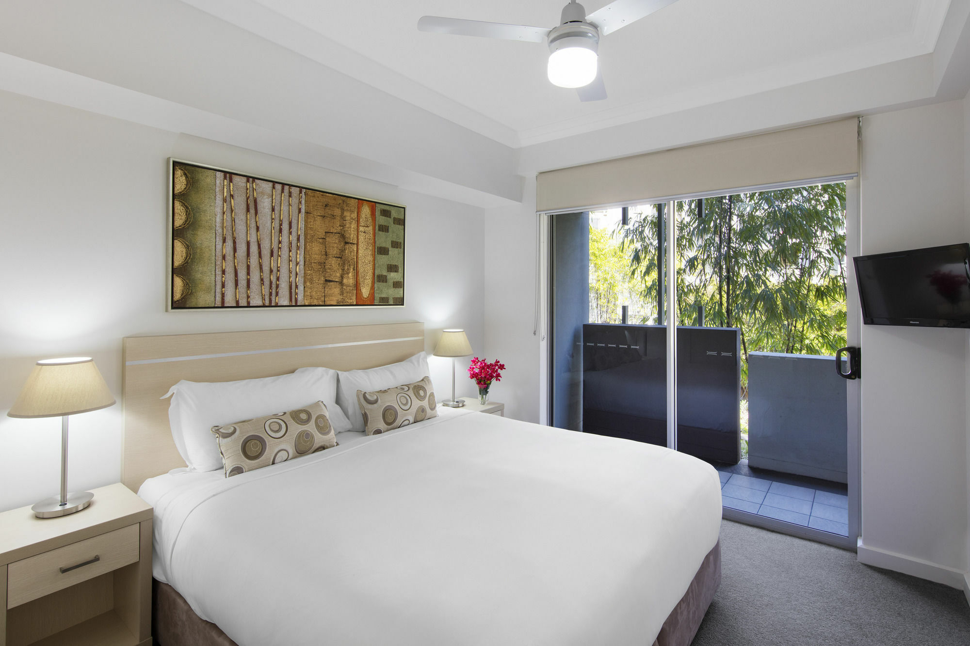 Oaks Brisbane Mews Suites Экстерьер фото