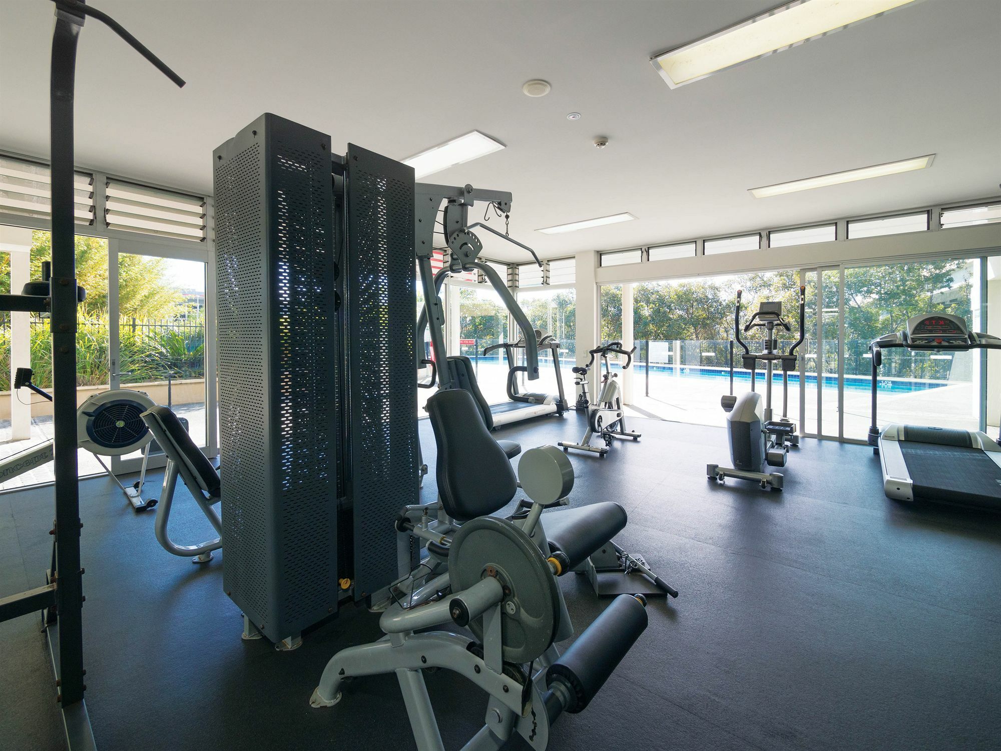 Oaks Brisbane Mews Suites Экстерьер фото