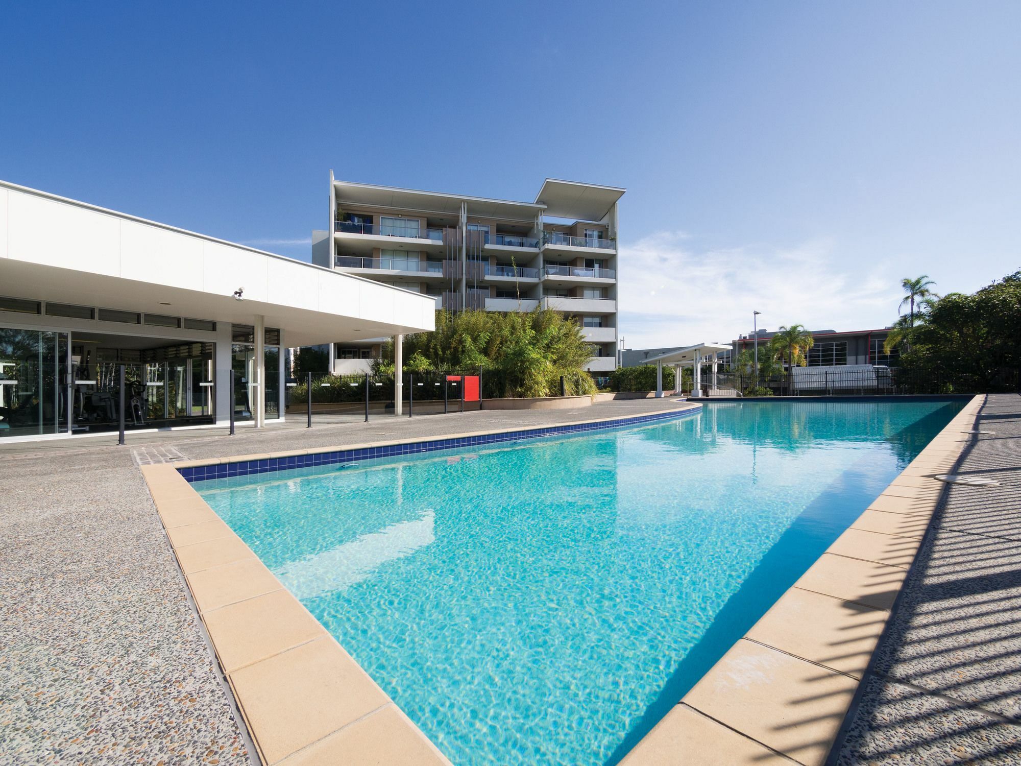 Oaks Brisbane Mews Suites Экстерьер фото